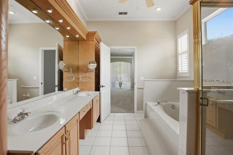 Villa ou maison à vendre à New Port Richey, Floride: 4 chambres, 253.34 m2 № 2406418 - photo 27