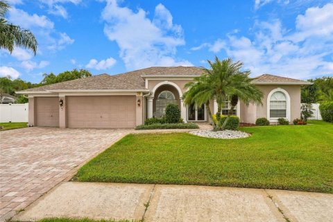 Villa ou maison à vendre à New Port Richey, Floride: 4 chambres, 253.34 m2 № 2406418 - photo 4