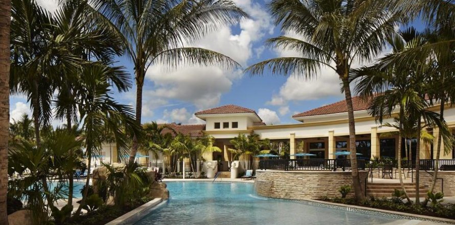 Villa ou maison à West Palm Beach, Floride 4 chambres, 392.79 m2 № 1134972