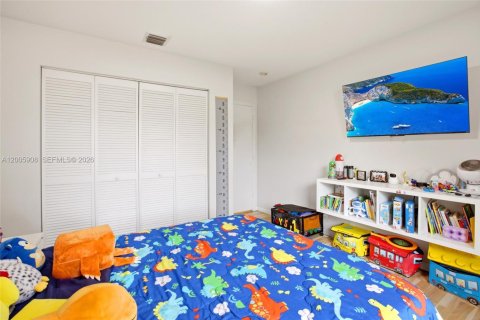 Casa en alquiler en Lake Worth, Florida, 3 dormitorios, 173.36 m2 № 2070153 - foto 13