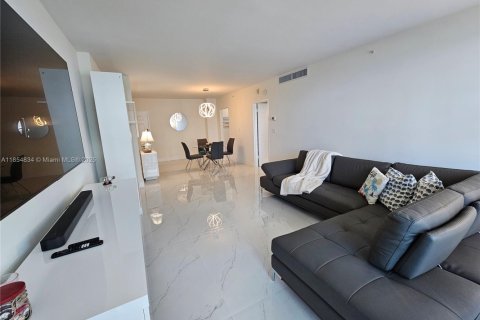 Copropriété à louer à Hollywood, Floride: 1 chambre, 77.57 m2 № 1878353 - photo 17