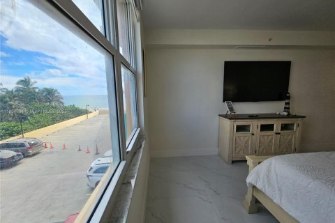 Copropriété à louer à Hollywood, Floride: 1 chambre, 77.57 m2 № 1878353 - photo 25