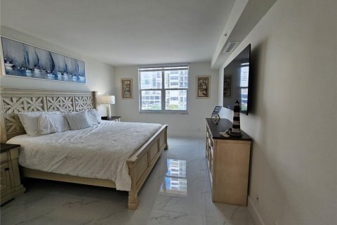 Copropriété à louer à Hollywood, Floride: 1 chambre, 77.57 m2 № 1878353 - photo 24