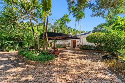 House in Miami, Florida 3 bedrooms, 162.11 sq.m. № 1953397 - photo 3