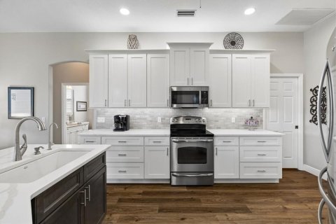 Villa ou maison à vendre à Bradenton, Floride: 3 chambres, 217.76 m2 № 2430582 - photo 7