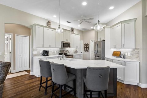 Villa ou maison à vendre à Bradenton, Floride: 3 chambres, 217.76 m2 № 2430582 - photo 6