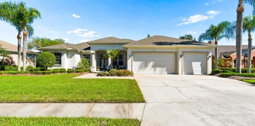 Villa ou maison à Bradenton, Floride 3 chambres, 217.76 m2 № 2430582