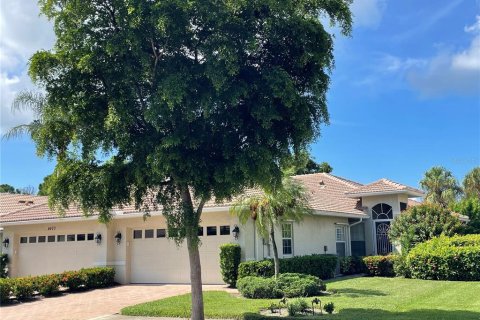 Casa en Venice, Florida 2 dormitorios, 128.67 m2 № 2369404