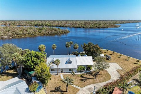 Casa en Arcadia, Florida 5 dormitorios, 342.25 m2 № 2097868