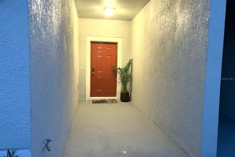Adosado en alquiler en Riverview, Florida, 3 dormitorios, 155.15 m2 № 1884296 - foto 3