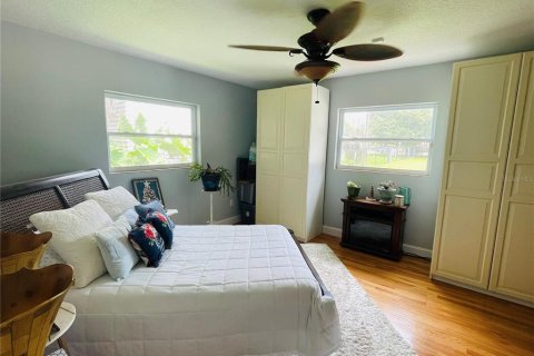 Villa ou maison à vendre à Kissimmee, Floride: 5 chambres, 370.87 m2 № 2290940 - photo 11