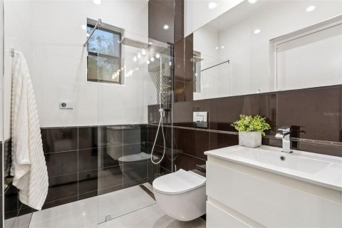 Casa en venta en Winter Park, Florida, 4 dormitorios, 260.78 m2 № 2115392 - foto 27