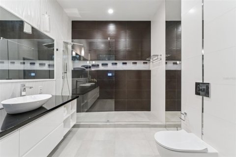 Casa en venta en Winter Park, Florida, 4 dormitorios, 260.78 m2 № 2115392 - foto 19