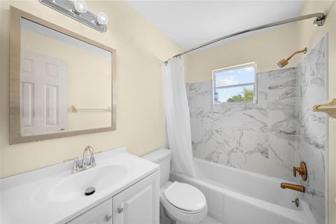 Villa ou maison à louer à Port Charlotte, Floride: 3 chambres, 108.7 m2 № 2415259 - photo 13