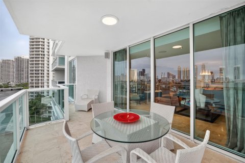 Condo in Aventura, Florida, 3 bedrooms  № 2006230 - photo 16