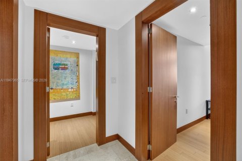 Condo in Aventura, Florida, 3 bedrooms  № 2006230 - photo 30