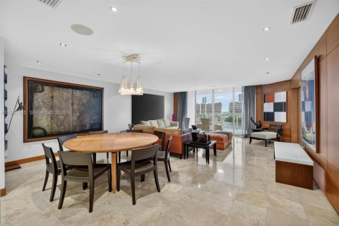 Condo in Aventura, Florida, 3 bedrooms  № 2006230 - photo 8