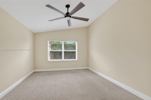 House in Boca Raton, Florida 3 bedrooms, 159.23 sq.m. № 1944248 - photo 24
