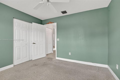 House in Boca Raton, Florida 3 bedrooms, 159.23 sq.m. № 1944248 - photo 30