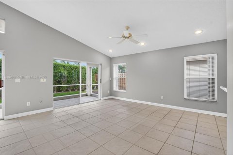 House in Boca Raton, Florida 3 bedrooms, 159.23 sq.m. № 1944248 - photo 13