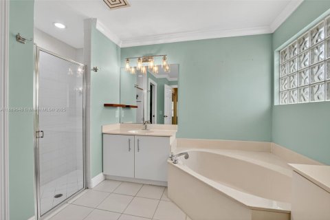 House in Boca Raton, Florida 3 bedrooms, 159.23 sq.m. № 1944248 - photo 27