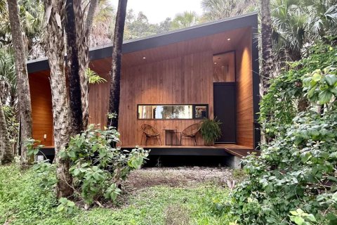 Casa en alquiler en Nokomis, Florida, 1 dormitorio, 92.9 m2 № 1434489 - foto 1