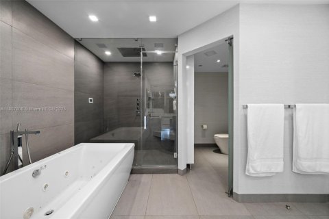Купить кондоминиум в Авентура, Флорида 6 спален, 513.29м2, № 1746105 - фото 30