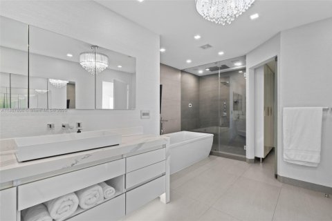 Купить кондоминиум в Авентура, Флорида 6 спален, 513.29м2, № 1746105 - фото 28