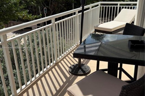 Condominio en venta en Hollywood, Florida, 2 dormitorios, 78.97 m2 № 1947333 - foto 13