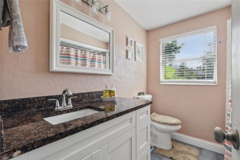 Casa en venta en Brandon, Florida, 3 dormitorios, 107.02 m2 № 1577223 - foto 13