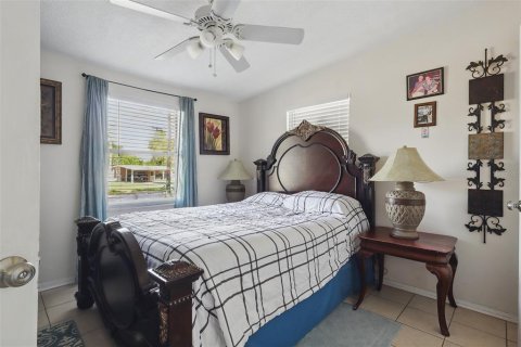 Casa en venta en Brandon, Florida, 3 dormitorios, 107.02 m2 № 1577223 - foto 16