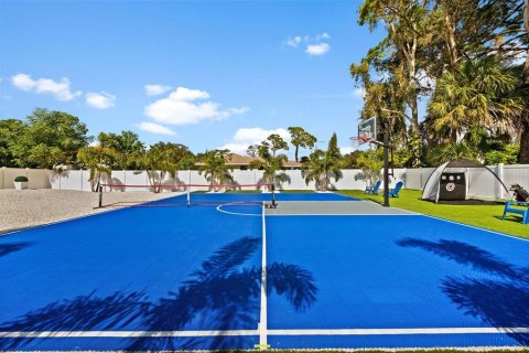 Villa ou maison à louer à Sarasota, Floride: 3 chambres, 252.51 m2 № 1832828 - photo 5