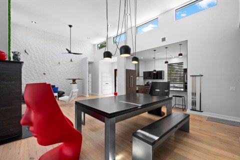 Villa ou maison à louer à Sarasota, Floride: 3 chambres, 252.51 m2 № 1832828 - photo 9