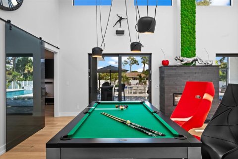 Villa ou maison à louer à Sarasota, Floride: 3 chambres, 252.51 m2 № 1832828 - photo 13