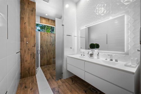 Villa ou maison à louer à Sarasota, Floride: 3 chambres, 252.51 m2 № 1832828 - photo 22