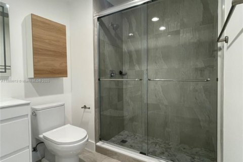 Copropriété à vendre à Coral Gables, Floride: 1 chambre, 69.96 m2 № 1944468 - photo 10