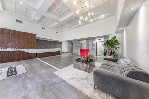 Copropriété à vendre à Coral Gables, Floride: 1 chambre, 69.96 m2 № 1944468 - photo 17
