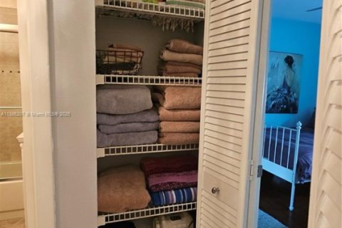 Copropriété à louer à Aventura, Floride: 2 chambres, 101.82 m2 № 1932324 - photo 30