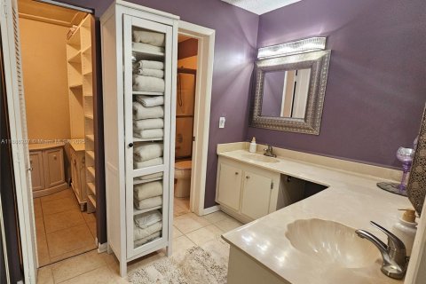 Copropriété à louer à Aventura, Floride: 2 chambres, 101.82 m2 № 1932324 - photo 18