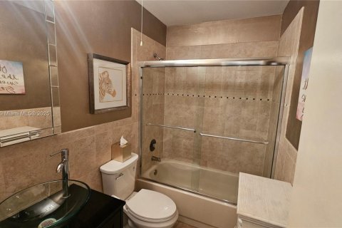 Copropriété à louer à Aventura, Floride: 2 chambres, 101.82 m2 № 1932324 - photo 25