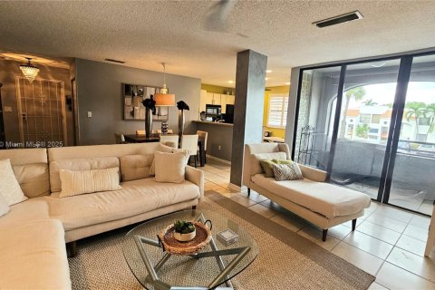 Copropriété à louer à Aventura, Floride: 2 chambres, 101.82 m2 № 1932324 - photo 14