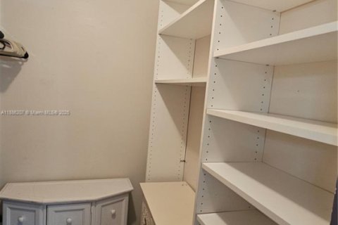 Copropriété à louer à Aventura, Floride: 2 chambres, 101.82 m2 № 1932324 - photo 19