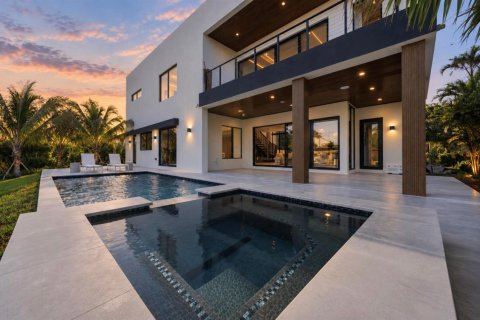 Villa ou maison à vendre à Lighthouse Point, Floride: 5 chambres, 430.23 m2 № 2400697 - photo 2