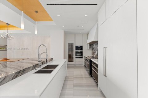 Condo in Sunny Isles Beach, Florida, 3 bedrooms  № 2052962 - photo 6