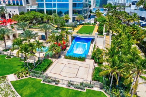 Condo in Sunny Isles Beach, Florida, 3 bedrooms  № 2052962 - photo 28