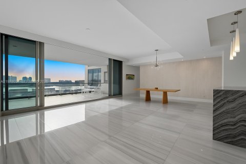 Condo in Sunny Isles Beach, Florida, 3 bedrooms  № 2052962 - photo 4