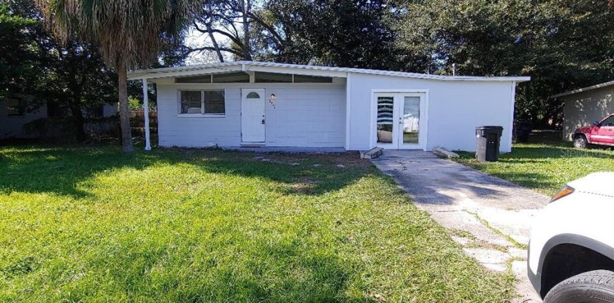 Casa en Gainesville, Florida 3 dormitorios, 100.33 m2 № 1800323