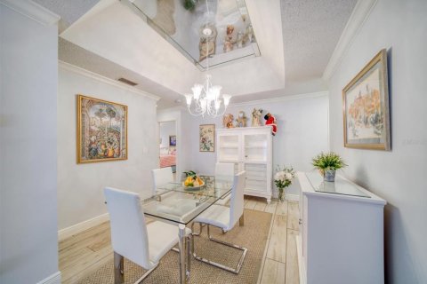Condo in Belleair Beach, Florida, 2 bedrooms  № 1823144 - photo 14