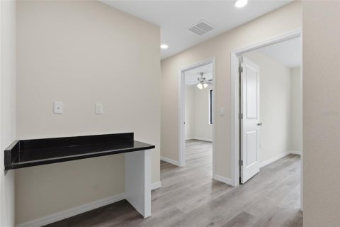 Adosado en venta en Tampa, Florida, 3 dormitorios, 161.37 m2 № 2239007 - foto 20