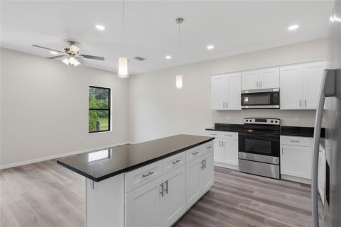 Adosado en venta en Tampa, Florida, 3 dormitorios, 161.37 m2 № 2239007 - foto 8